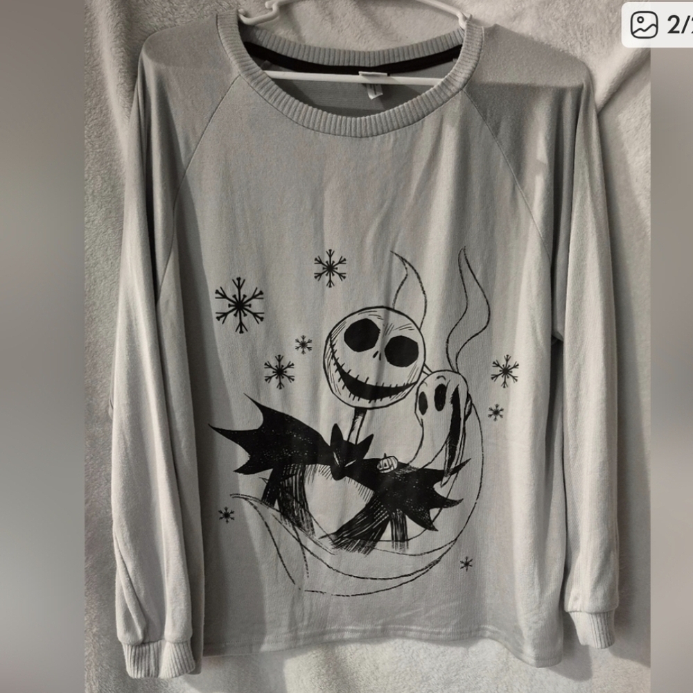 The Nightmare Before Christmas Sleepwear in Soft Silver